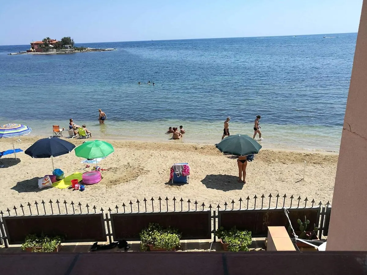Marinella Villa Marzamemi Italy