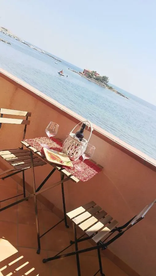 Marinella Villa Marzamemi 0*,  Italy